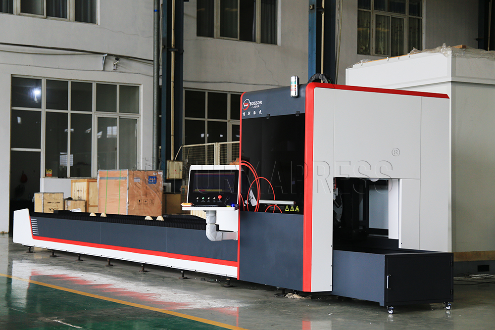 Composition and function of 2000w fiber laser machine for metal cutting